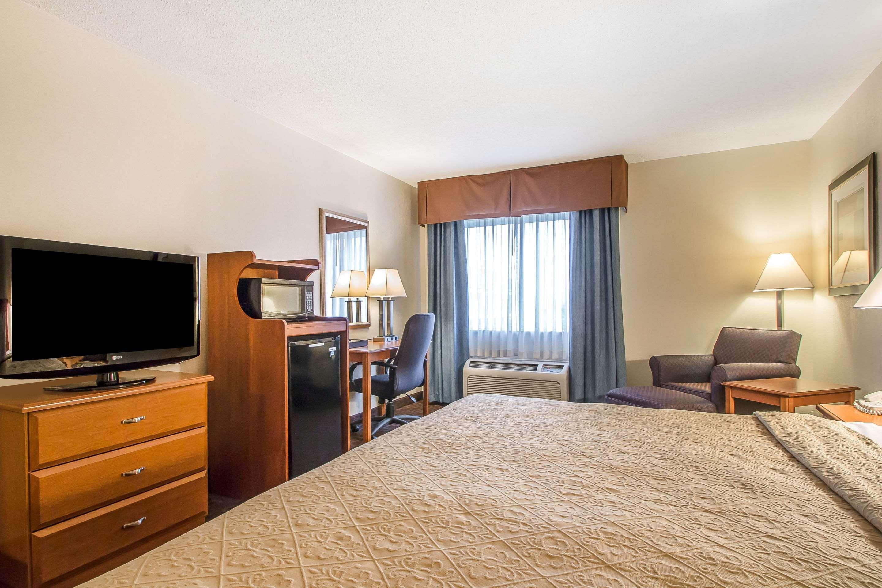 Quality Inn Morris I-80 Exterior photo
