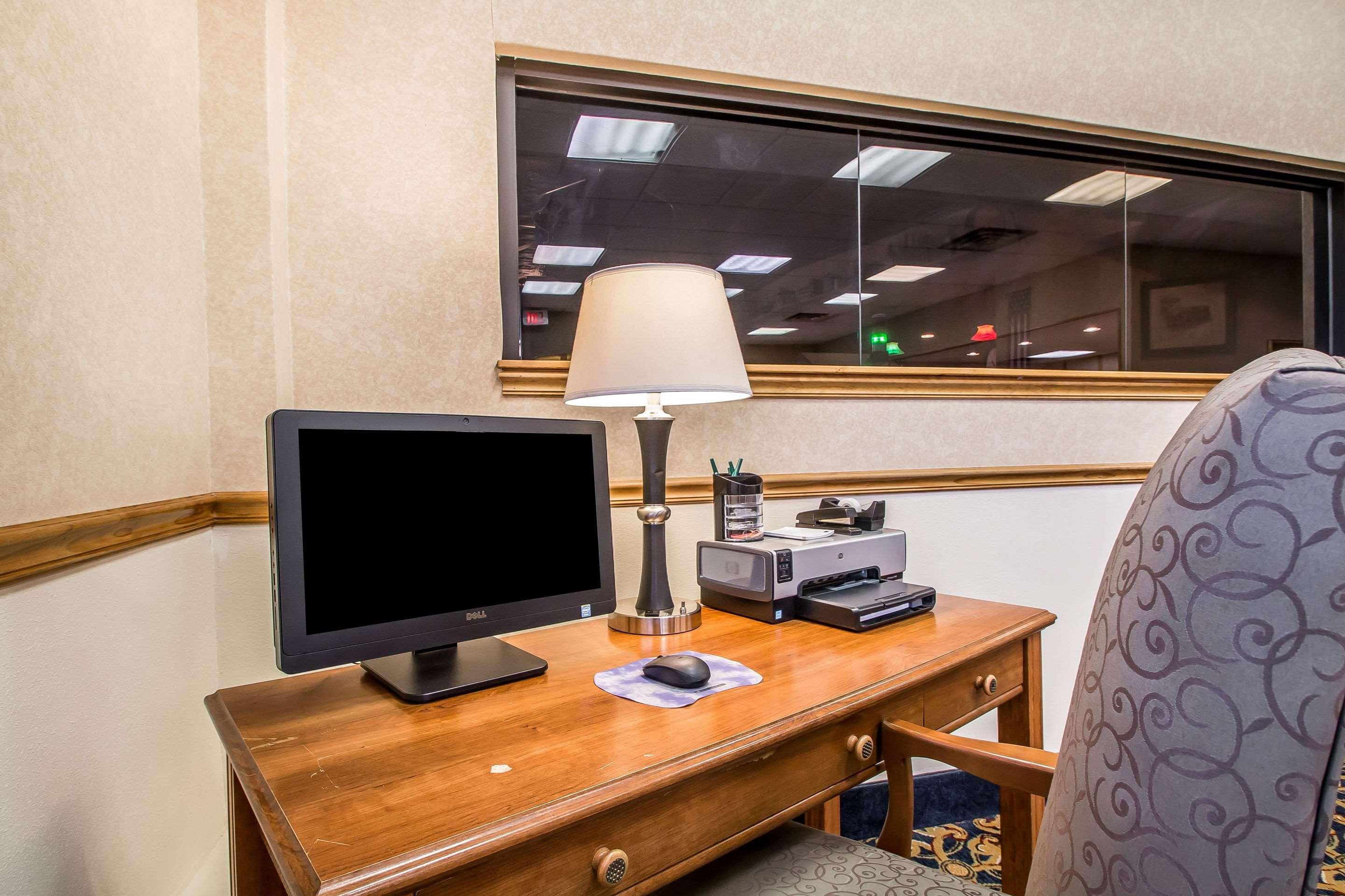 Quality Inn Morris I-80 Exterior photo