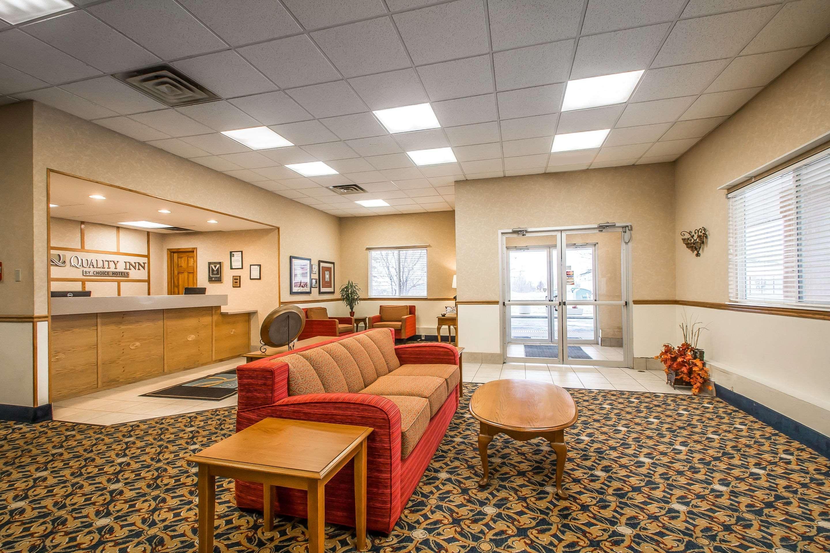 Quality Inn Morris I-80 Exterior photo
