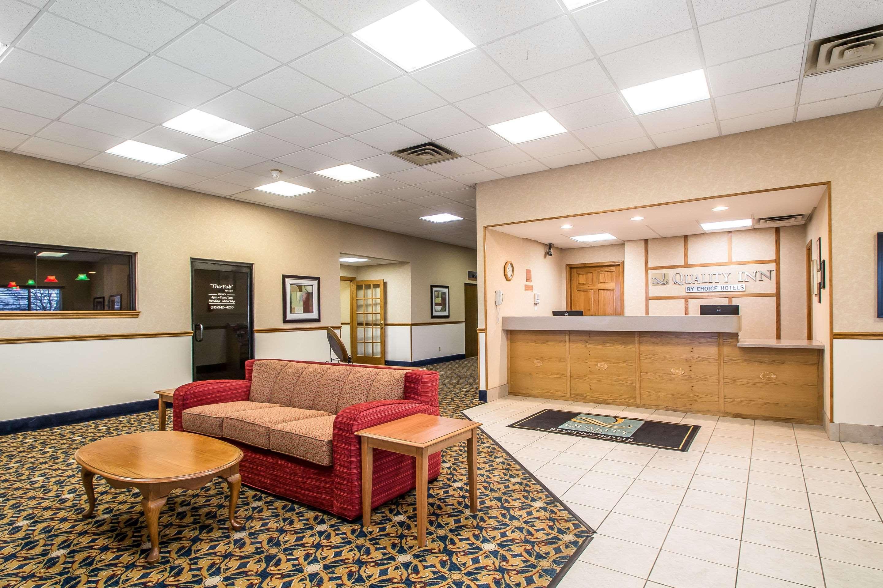 Quality Inn Morris I-80 Exterior photo