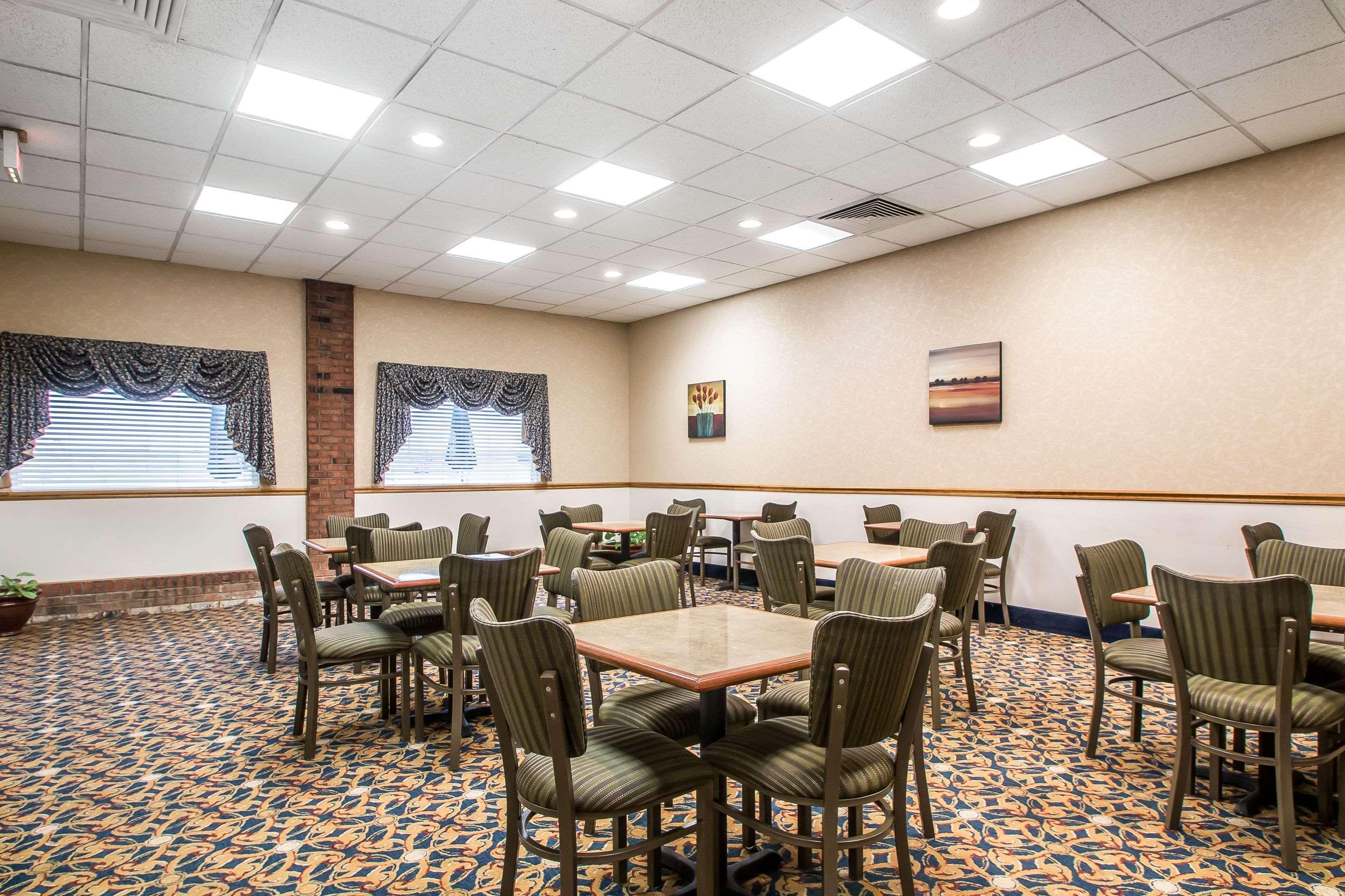 Quality Inn Morris I-80 Exterior photo